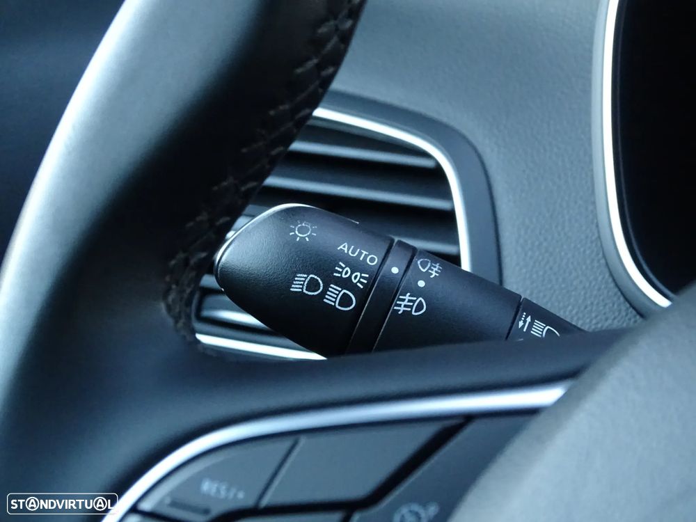 Renault Mégane 1.5 Blue dCi Limited - 35