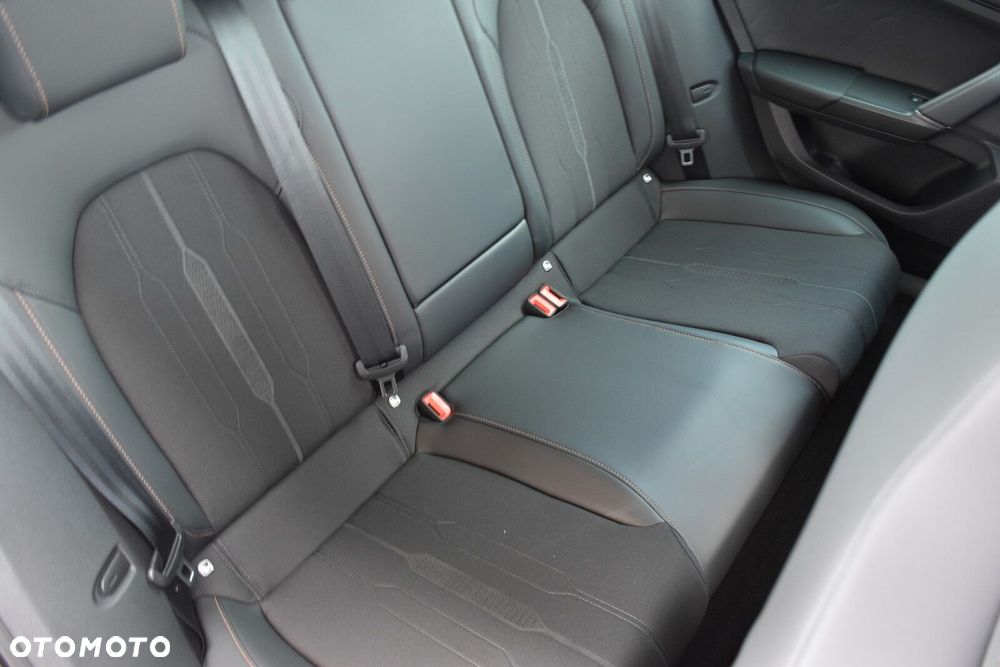 Cupra Leon 1.5 eTSI mHEV DSG - 33