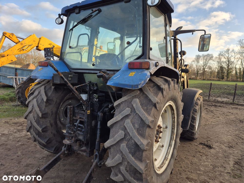 New Holland T5040 - 17
