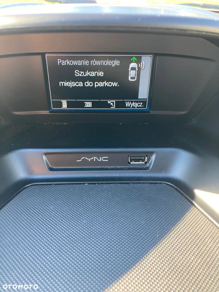 Ford Kuga 1.5 EcoBoost 2x4 Trend - 19