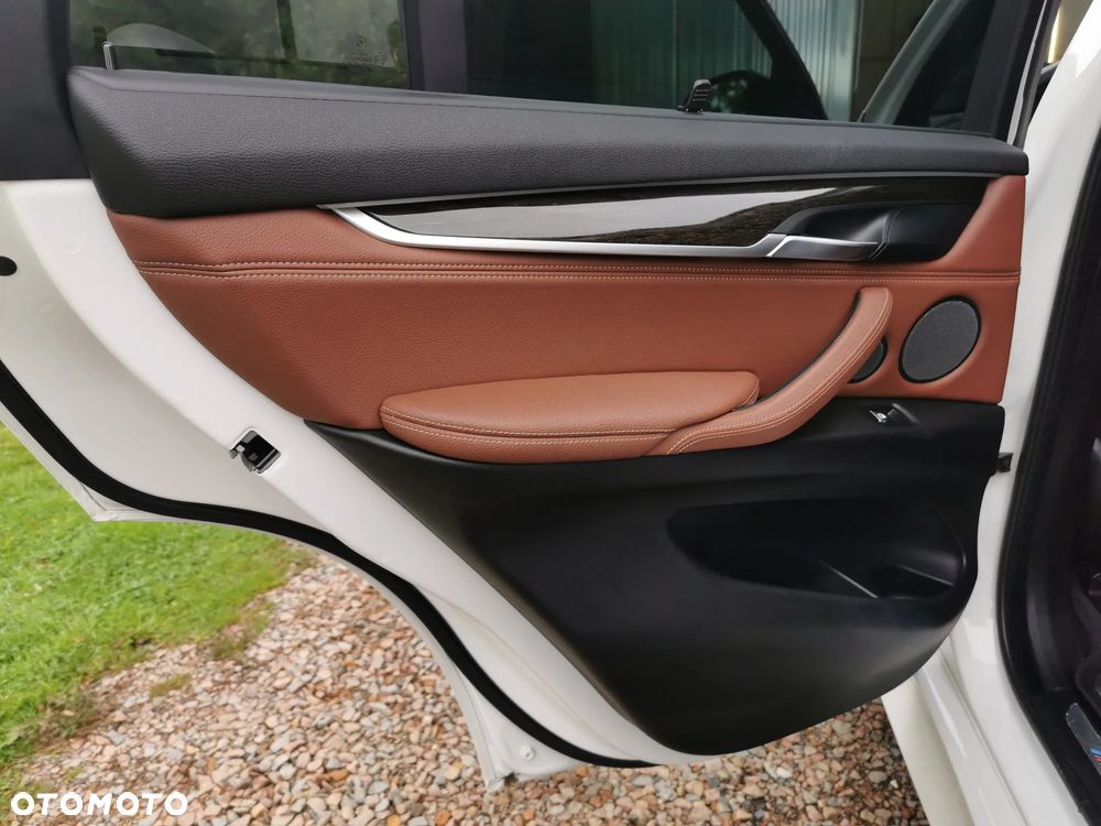 BMW X5 xDrive35i - 19