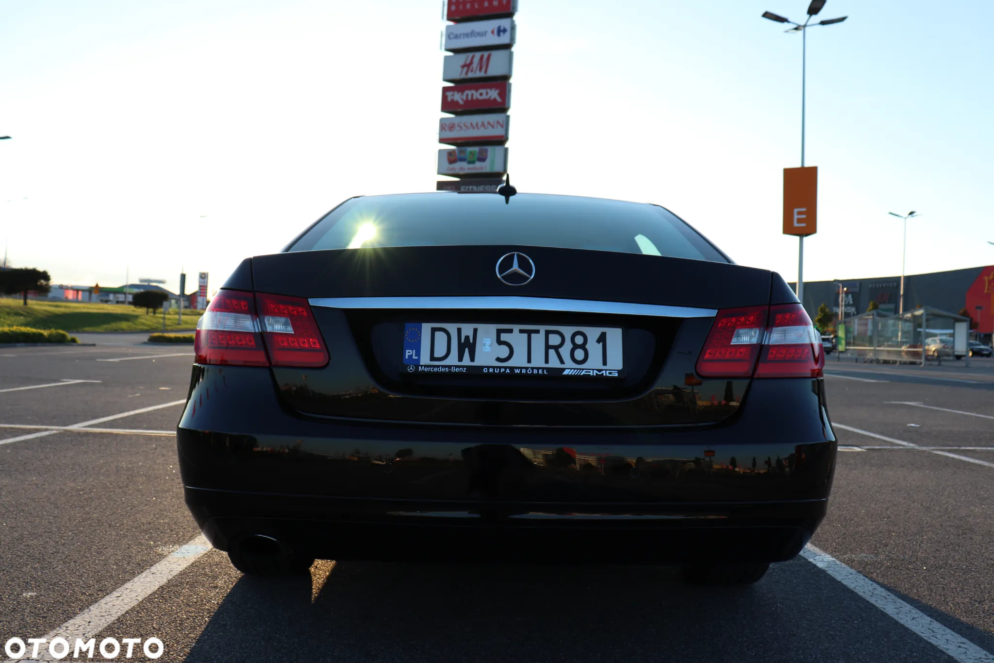 Mercedes-Benz Klasa E 200 CGI BlueEFFICIENCY 7G-TRONIC - 3