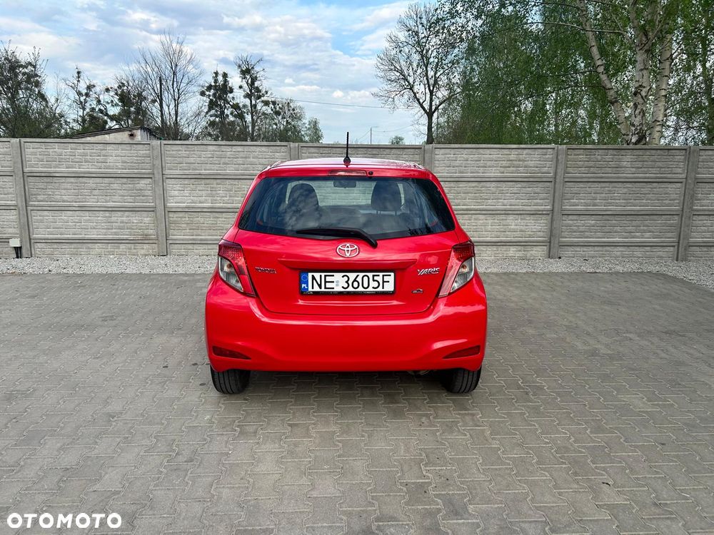 Toyota Yaris - 4