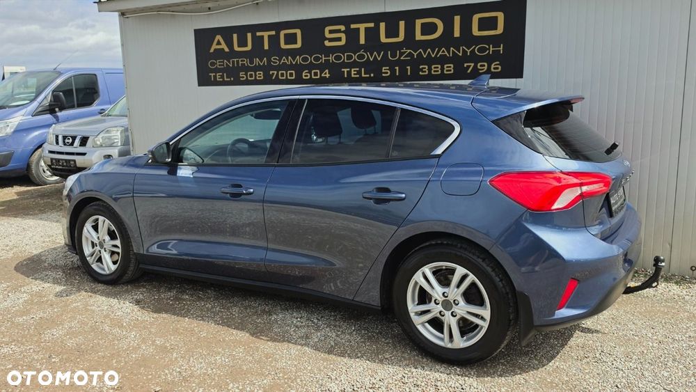 Ford Focus - 36