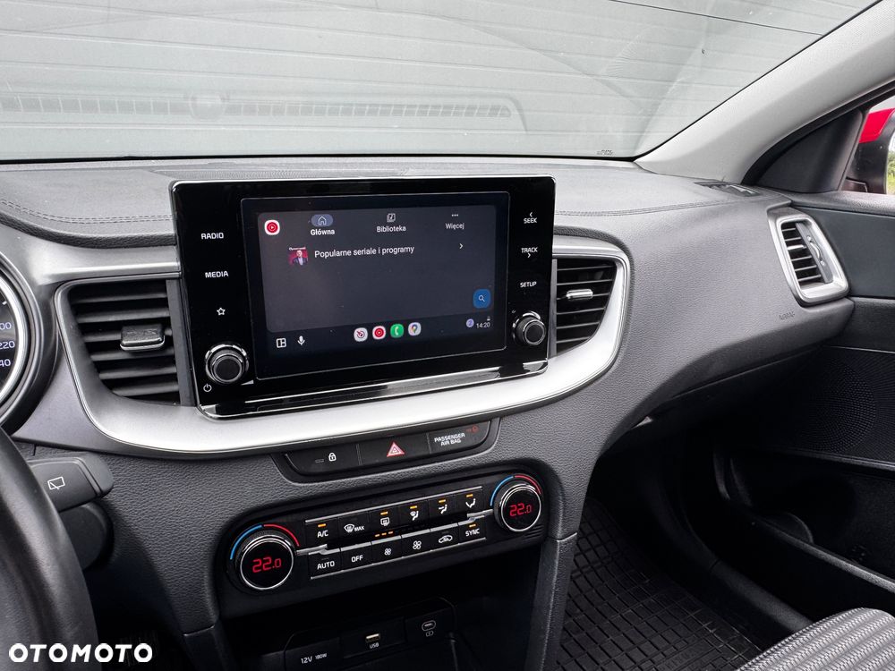 Kia Ceed 1.5 T-GDI Business Line DCT - 32