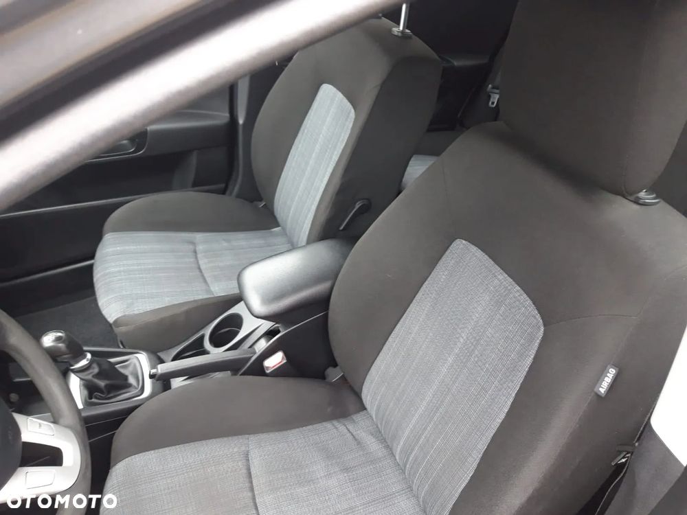 Kia Ceed - 17