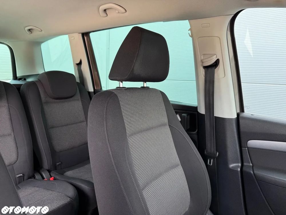 Volkswagen Sharan 2.0 TDI DPF BlueMotion Comfortline - 24