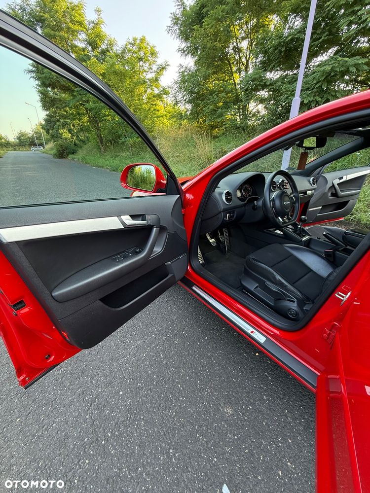 Audi A3 Sportback 2.0 TDI DPF quattro S line Sportpaket plus - 28
