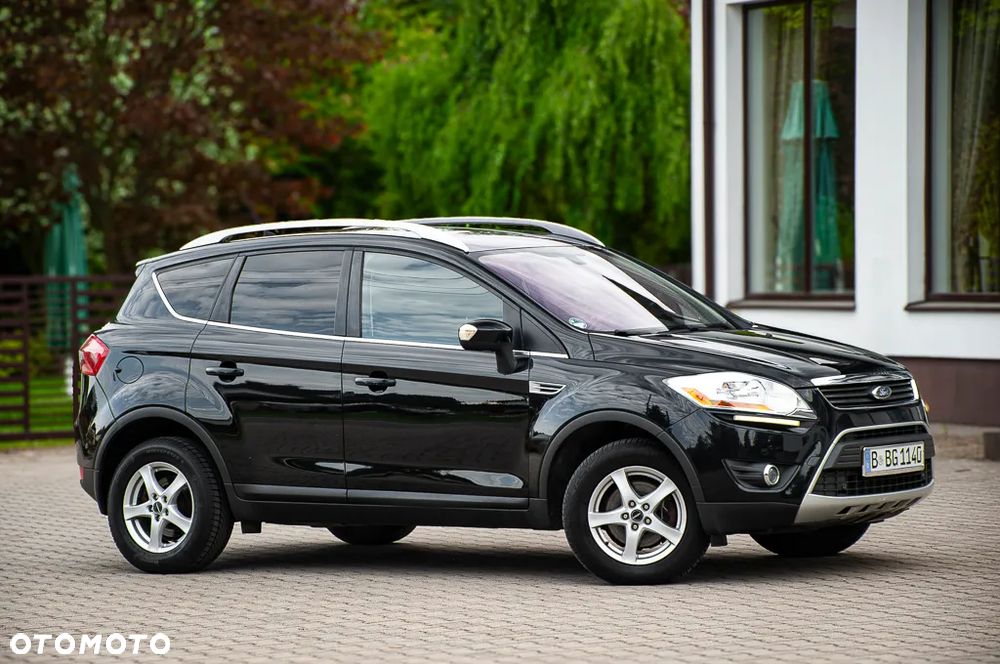 Ford Kuga 2.0 TDCi 4x4 Titanium - 32