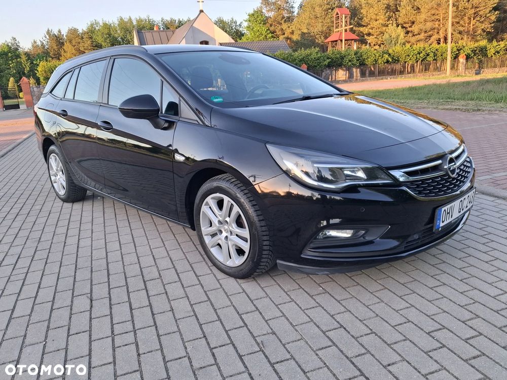 Opel Astra - 2