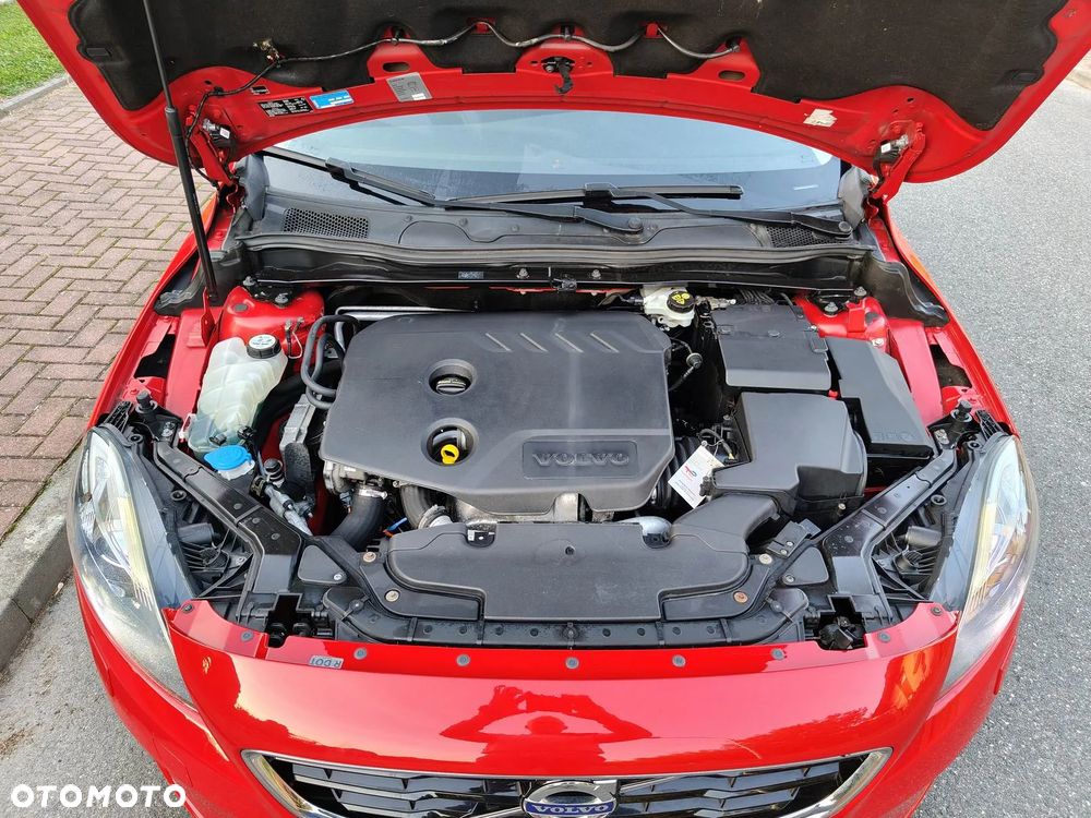 Volvo V40 D2 - 37