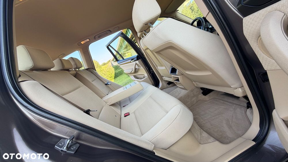 BMW X3 xDrive20d - 7
