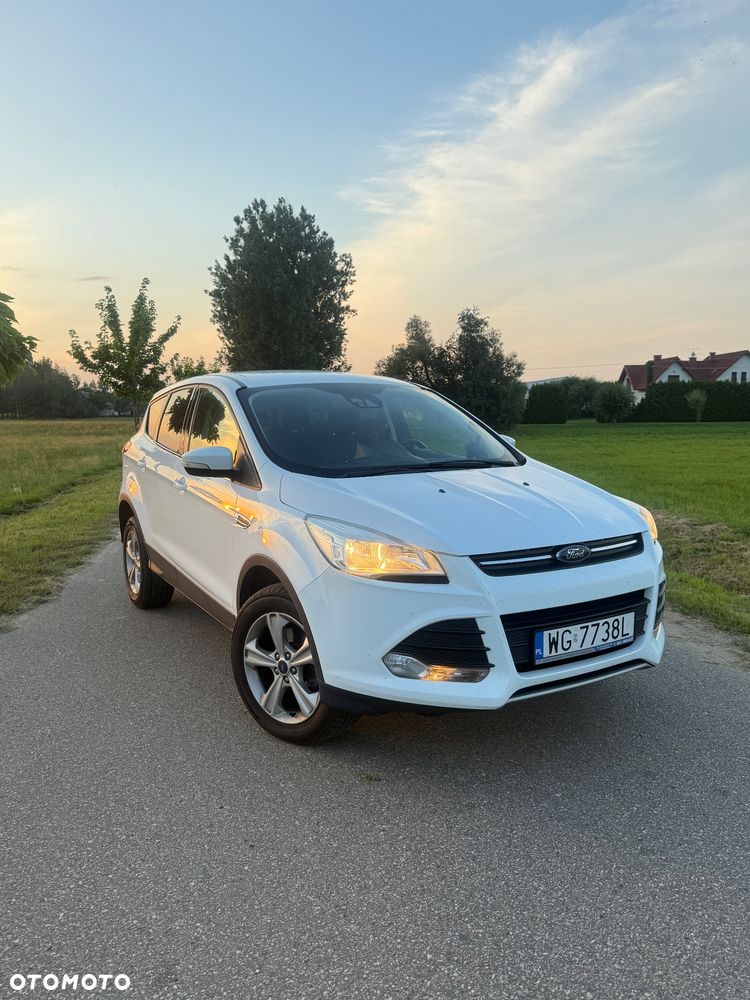 Ford Kuga - 1