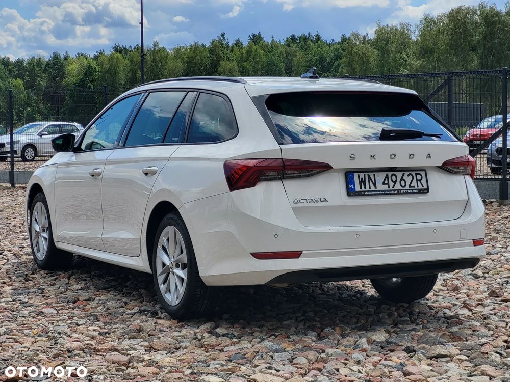 Skoda Octavia 1.5 TSI ACT Ambition - 8