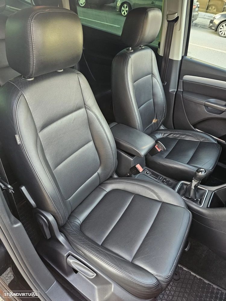 VW Sharan - 8