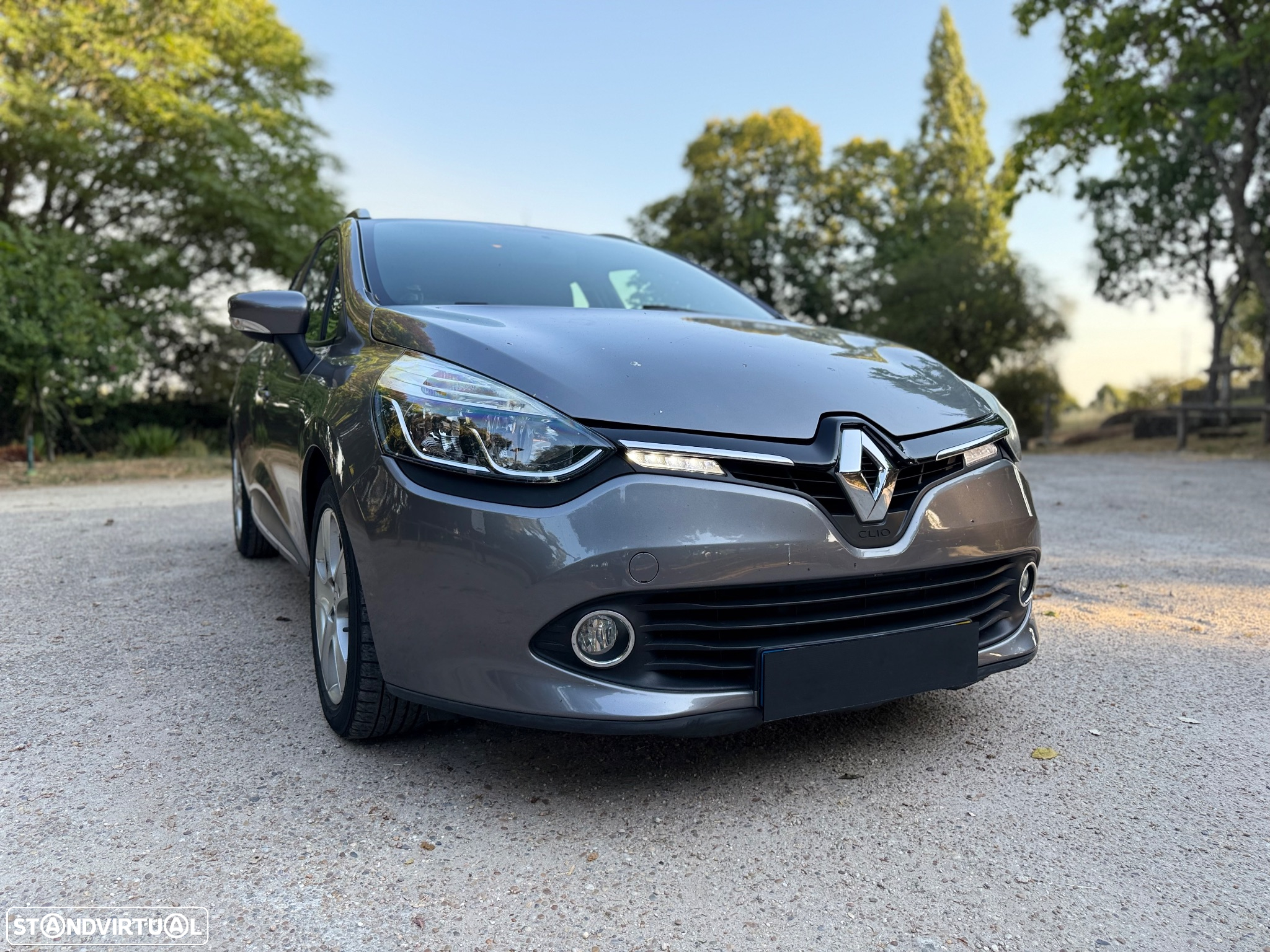 Renault Clio Sport Tourer 1.5 dCi Dynamique S - 2