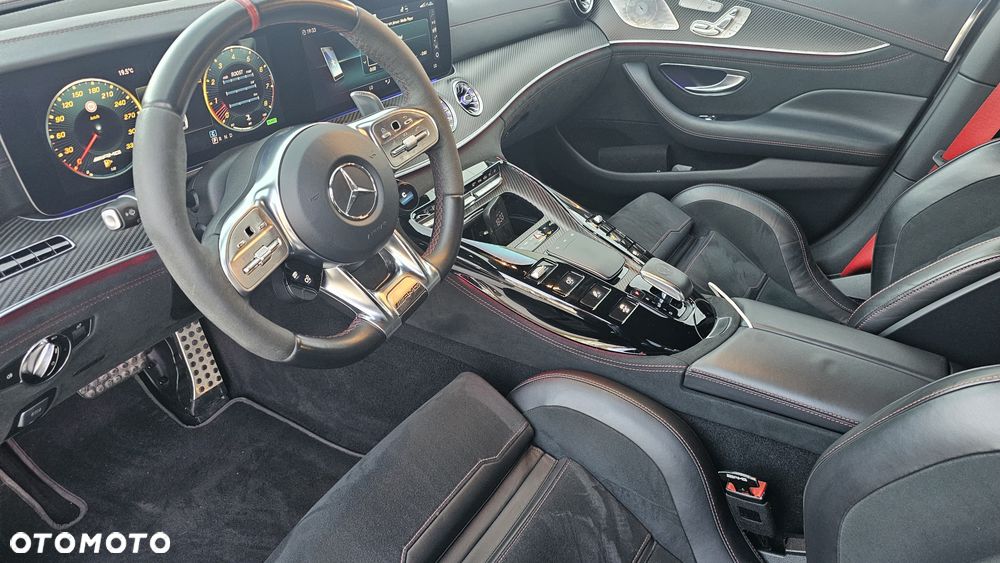 Mercedes-Benz AMG GT - 11
