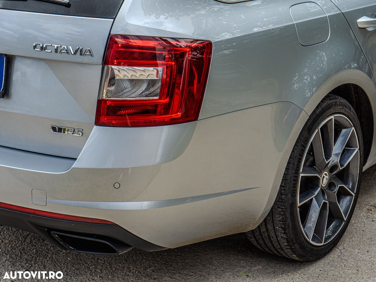 Skoda Octavia Combi Diesel 2.0 TDI DSG RS - 24