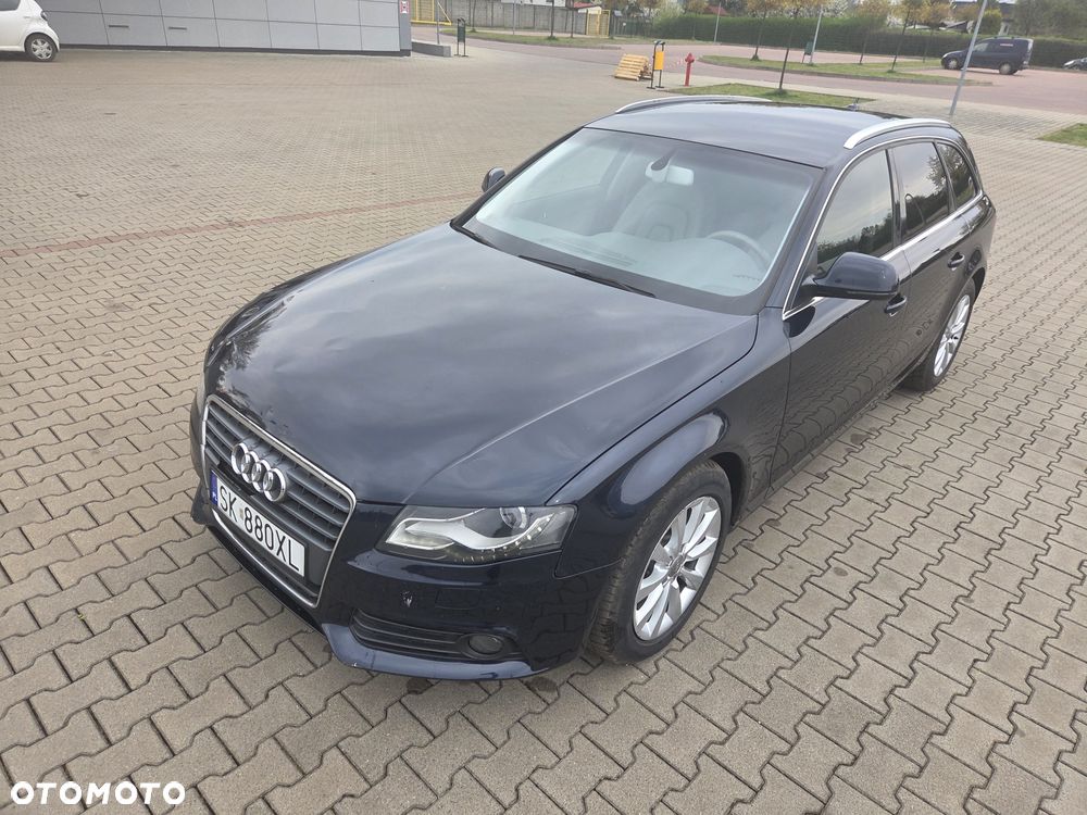 Audi A4 Avant - 11