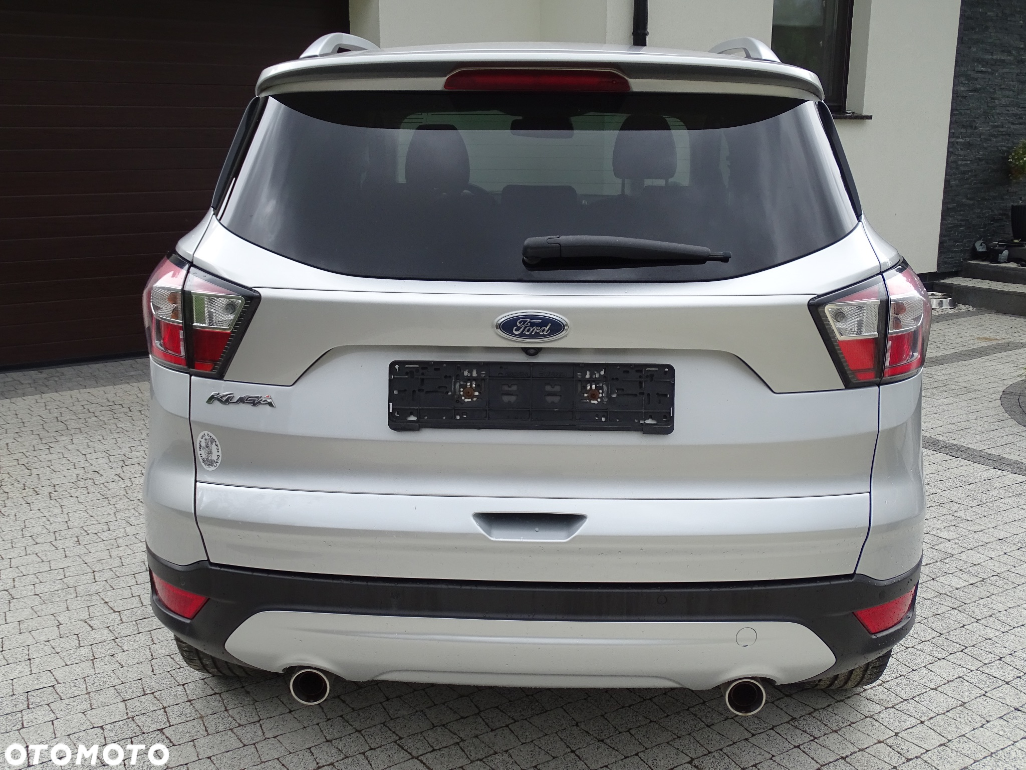 Ford Kuga 2.0 TDCi 4x4 Titanium - 12