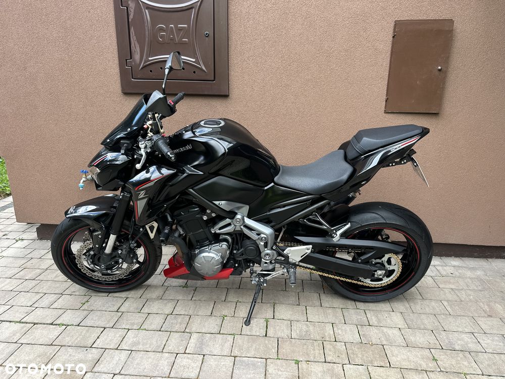 Kawasaki Z 900 - 27