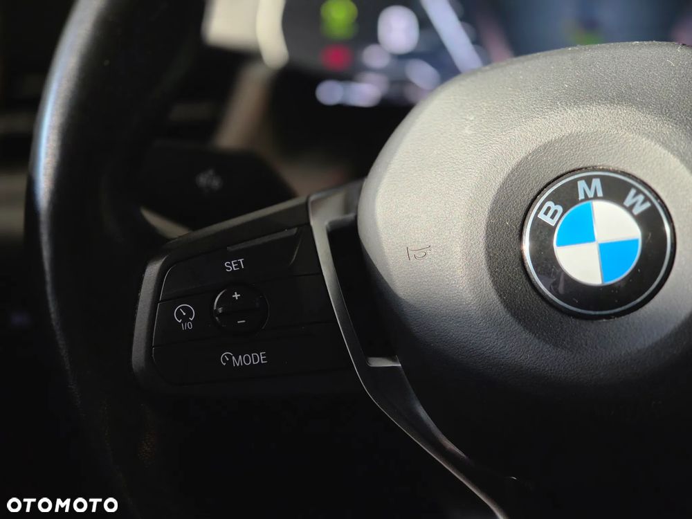 BMW X1 sDrive18i - 14