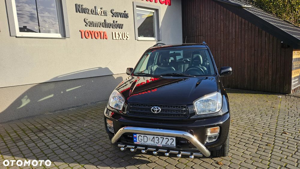 Toyota RAV4 - 6