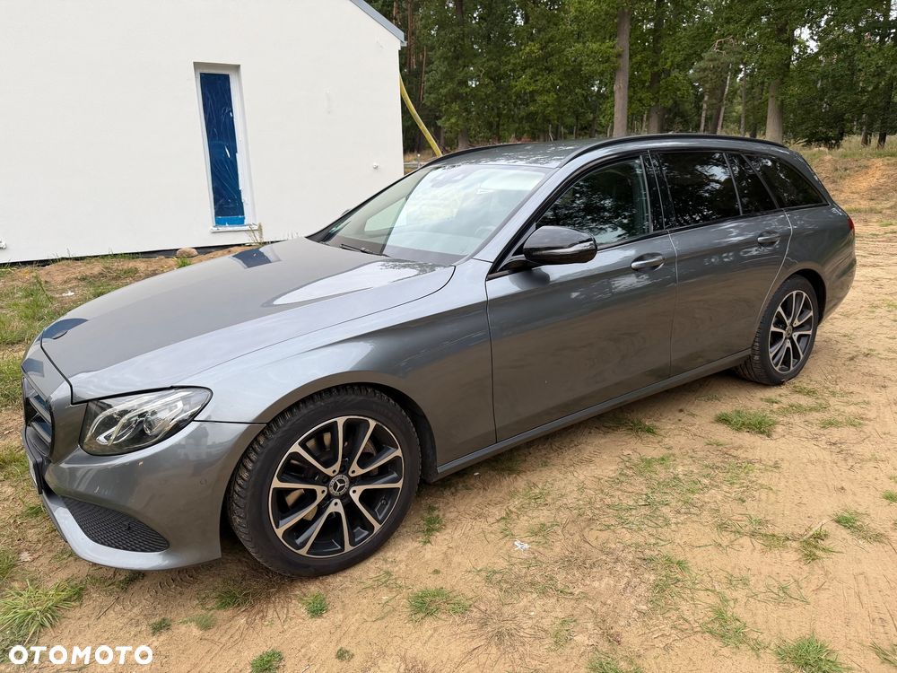 Mercedes-Benz Klasa E - 2
