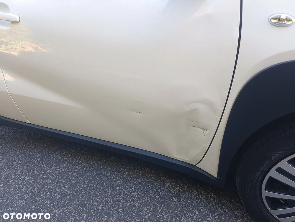 Toyota Aygo X S-CVT Air JBL - 12
