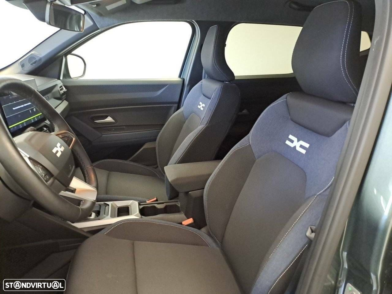 Dacia Duster 1.6 Hybrid Journey - 9