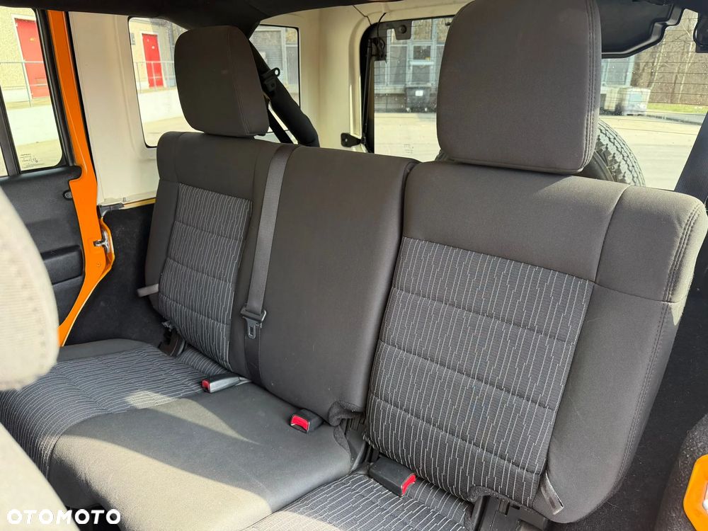 Jeep Wrangler 3.8 Unlim Rubicon - 7
