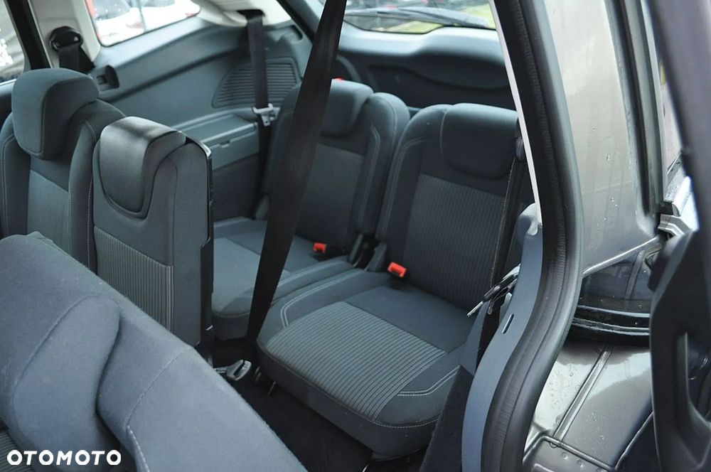 Ford Grand C-MAX 1.6 TDCi Titanium - 15