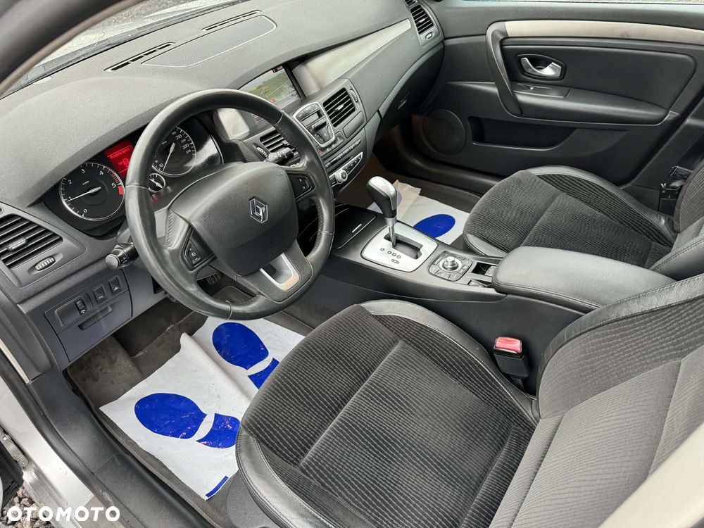 Renault Laguna 2.0 dCi Limited - 19