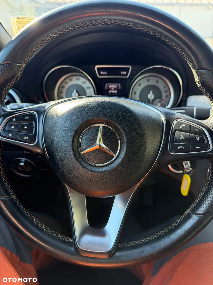 Mercedes-Benz CLA 250 4Matic 7G-DCT Sport - 13