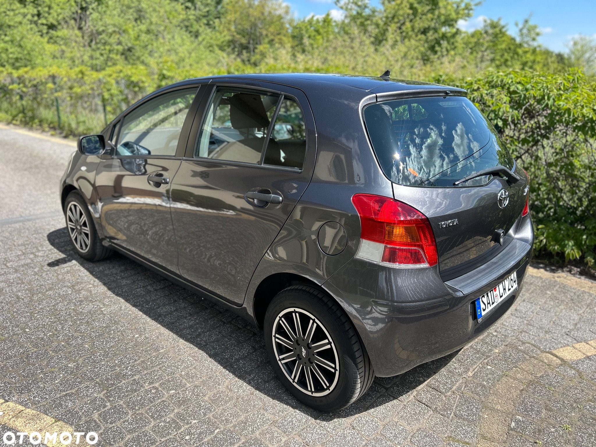 Toyota Yaris 1.33 Luna - 2