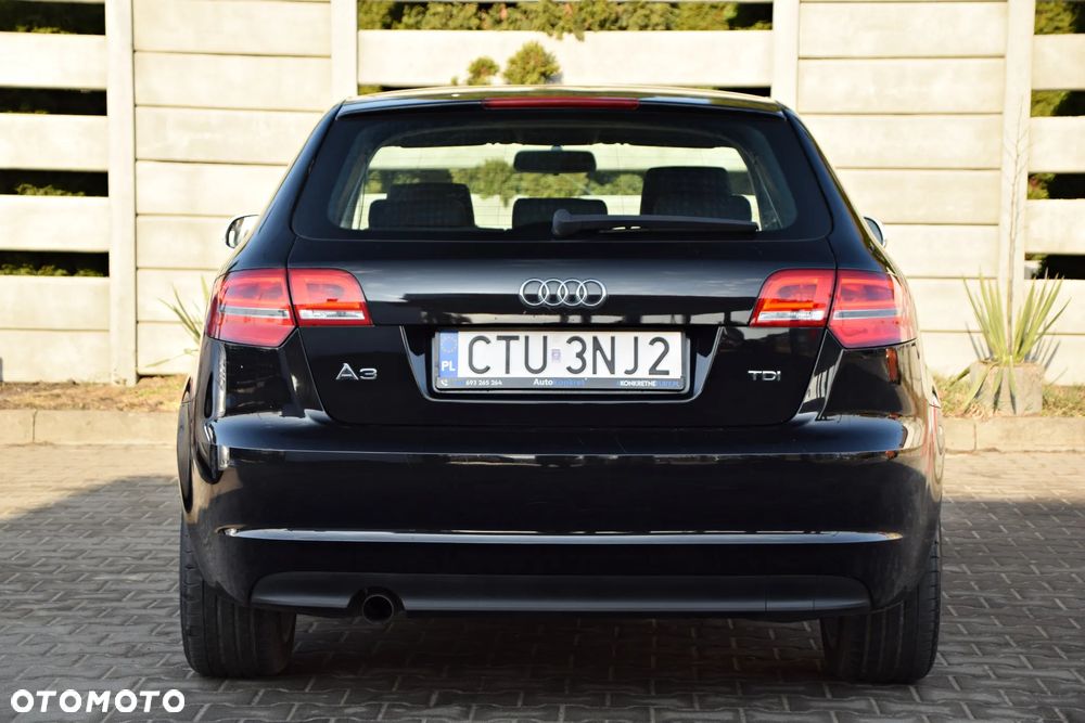 Audi A3 Sportback 1.6 TDI Attraction - 8