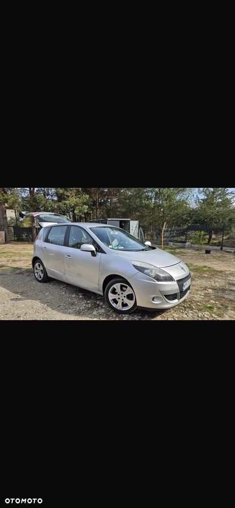Renault Scenic - 1