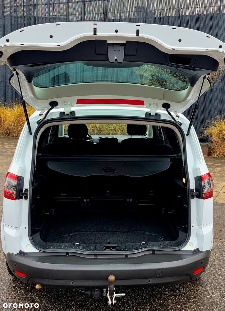 Ford S-Max 2.0 TDCi DPF Trend - 12