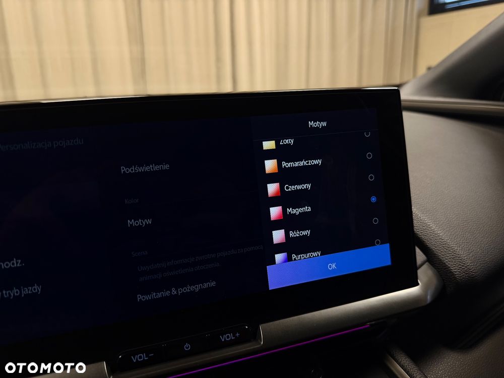 Toyota C-HR 1.8 Hybrid Executive - 27