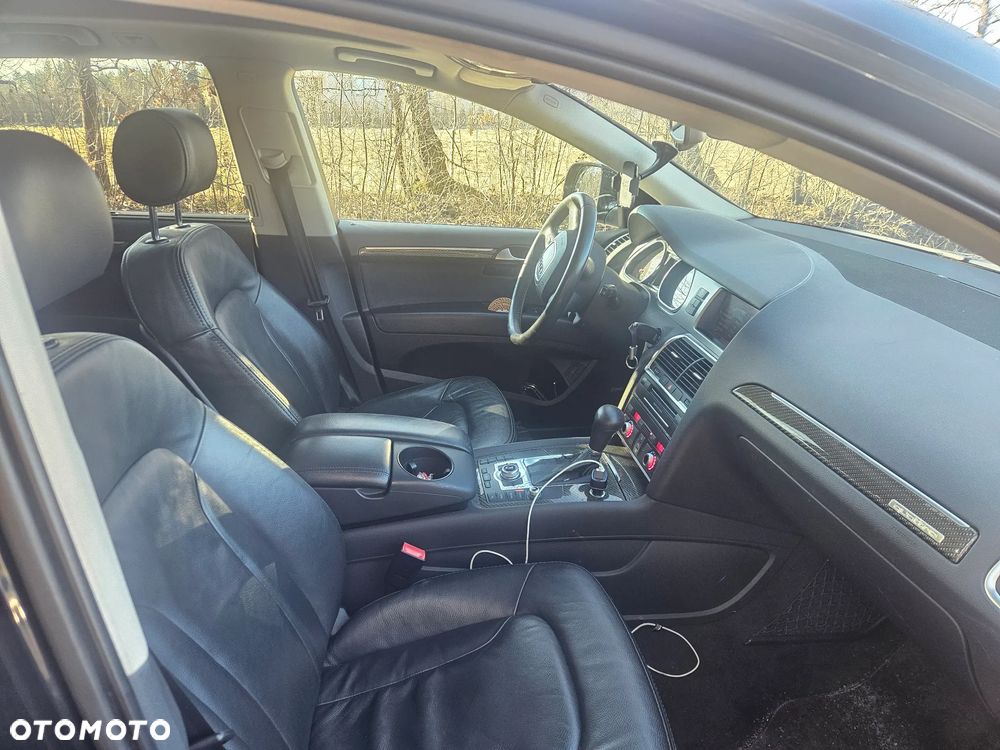 Audi Q7 3.0 TDI DPF clean diesel Quattro Tiptronic - 9