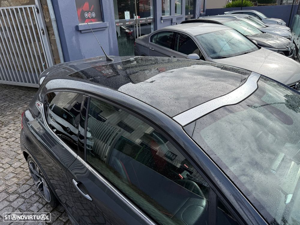 Peugeot 208 GTI 200 THP - 50