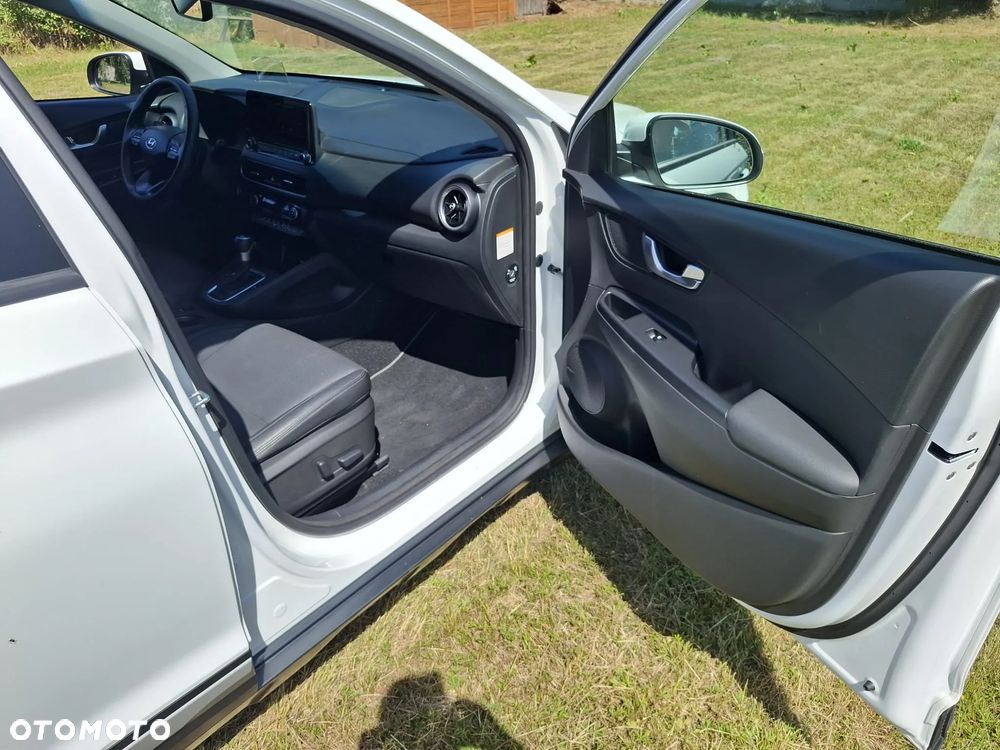 Hyundai Kona - 11