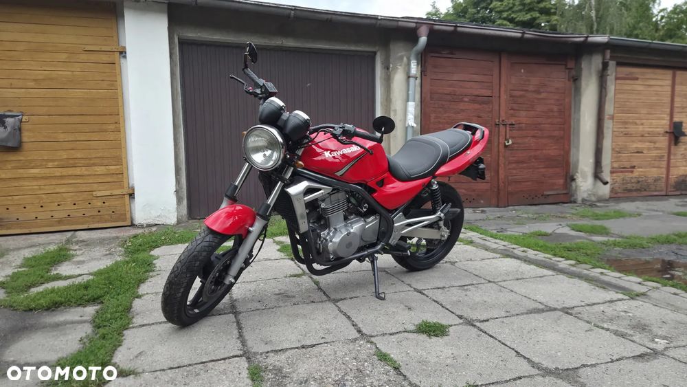 Kawasaki ER - 11