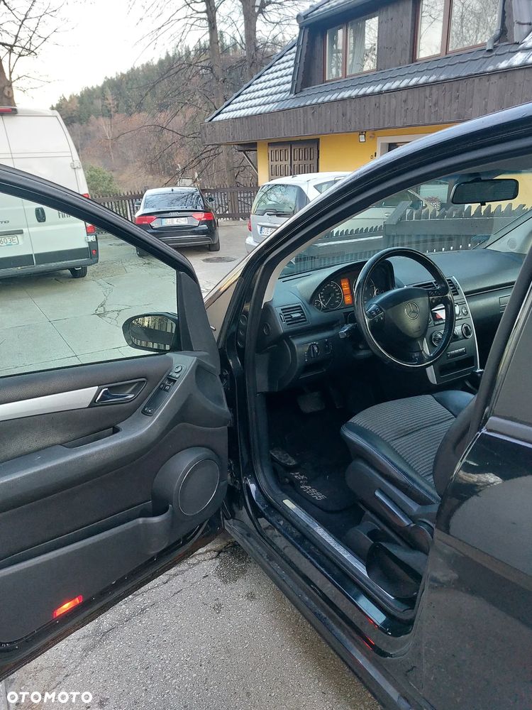 Mercedes-Benz Klasa A 180 CDI Autotronic Classic - 3