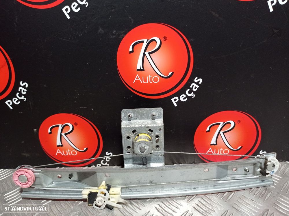 Elevador Trás Dto Opel Corsa D (S07) - 2