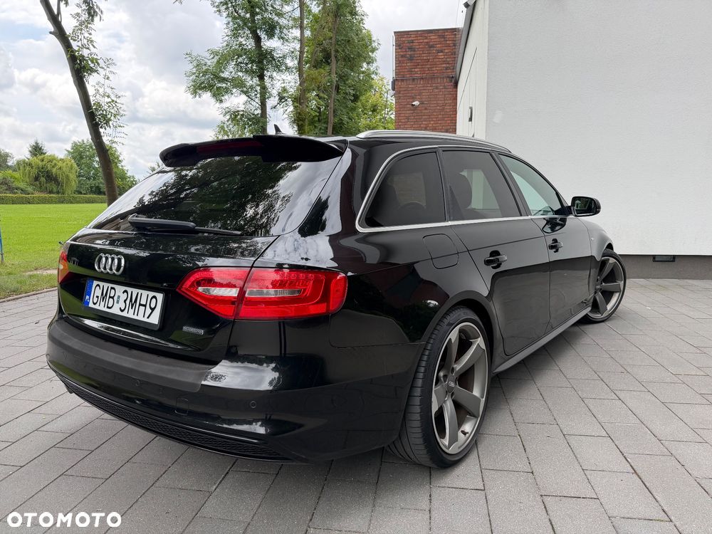 Audi A4 Avant 2.0 TDI DPF clean diesel quattro S tronic S line Sportpaket - 4