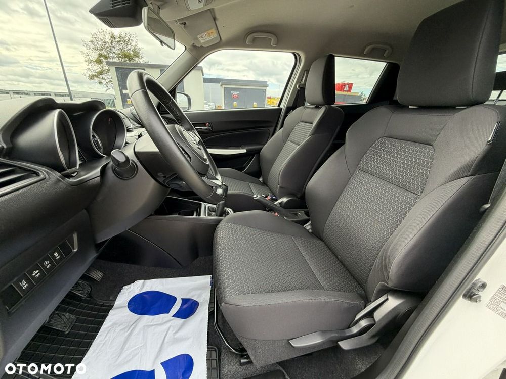 Suzuki Swift - 18
