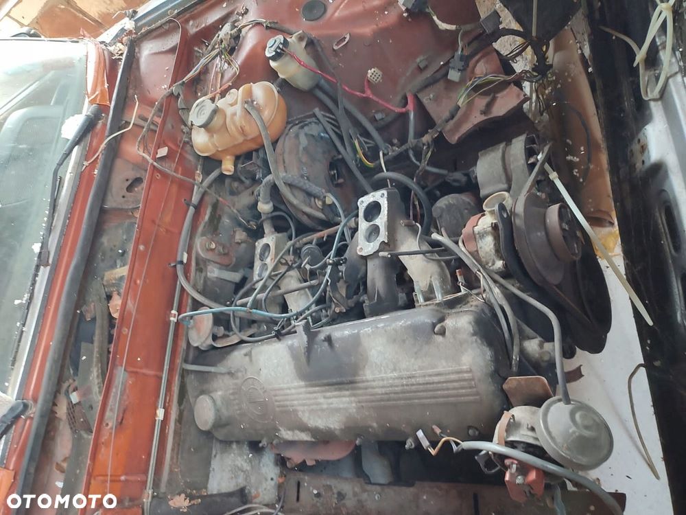 BMW E3 2500 E9 SILNIK M30B28 - 2