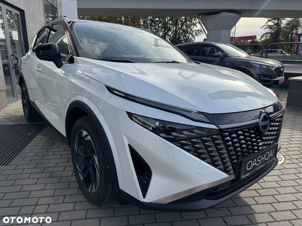 Nissan Qashqai 1.3 DIG-T MHEV N-Connecta Xtronic - 3