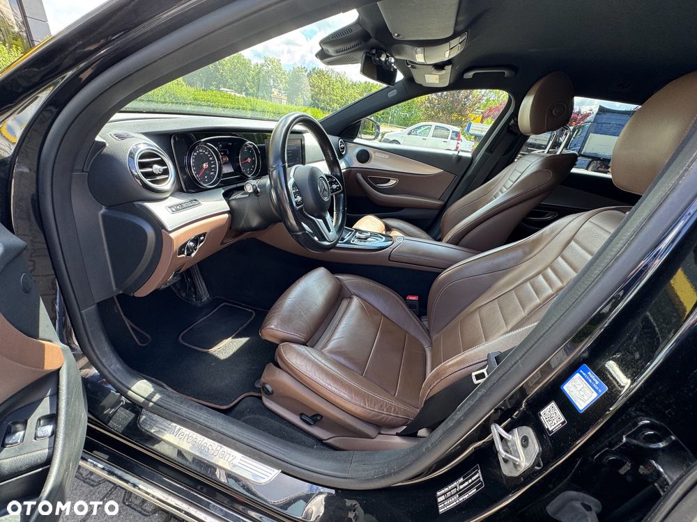 Mercedes-Benz Klasa E 220 d 4-Matic Avantgarde - 5